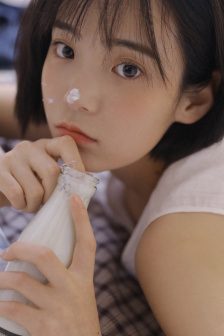 低头看我是怎么C哭你的学长